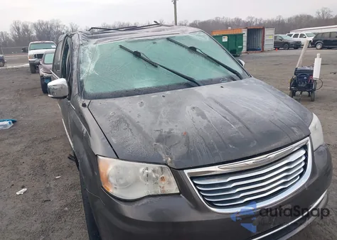 2016 Chrysler Town & Country Touring-L из США, поврежденный, VIN 2C4RC1CGXGR240444